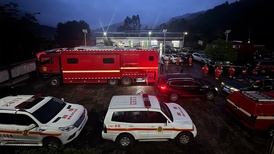 广西皮卡车坠河事件仍有9人失联：相关责任人被控制，国家防办派出工作组