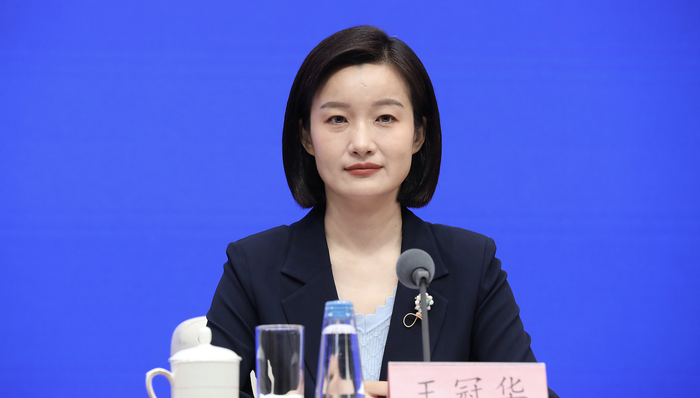 经济增长,统计局;4月部分指标增速回落;月度正常波动;经济稳主基调不变