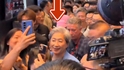 “芯片女王”苏姿丰到访上海出席AMD AI开发者大会，入场通道变大型“追星”现场