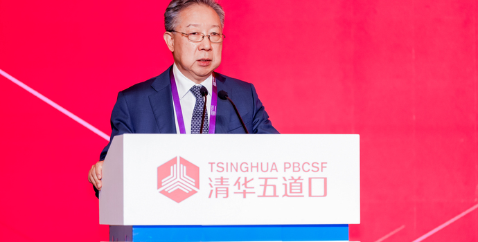 【专访】张礼卿：人民币国际化需要更多地通过金融渠道来实现