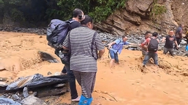 湖南石门暴雨失联人员增至14人 村民:七八十岁老人没见过这样的雨