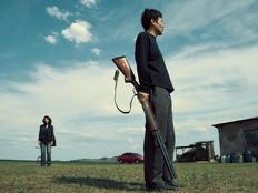 当观众在观影时掏手机，我就会很焦虑 | 专访《森中有林》导演郑执
