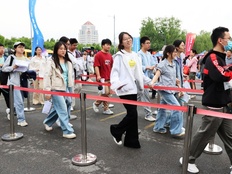 2026年高考今日开考：全国共设34.8万个考场，新增AI监考严防作弊