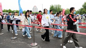 2026年高考今日开考：全国共设34.8万个考场，新增AI监考严防作弊