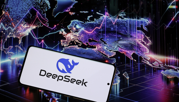 DeepSeek;新部门;疯狂招人;负责人;否认;不招外国人