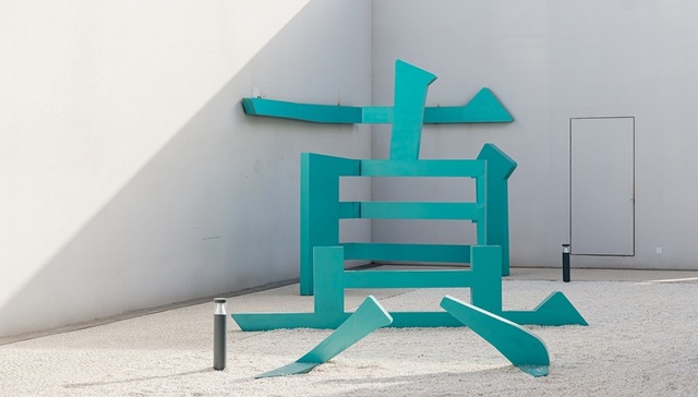 活在社交软件里的年轻人，在线下体验中寻找真实感