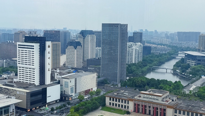 全国土拍市场回暖;建发;灯塔战略;杭州拿地;高溢价