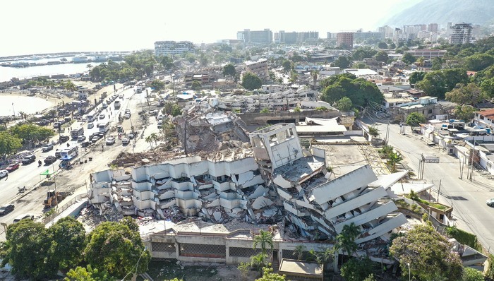 委内瑞拉强震已致1719人遇难，首都仍受余震波及