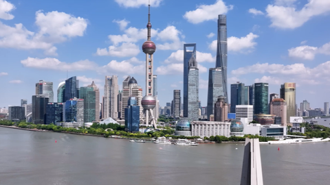 《奔流》到纽约：上海纽约共探地方合作新机遇
