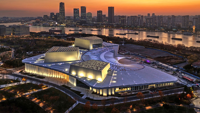 上海大歌剧院;首个演出季;82场重磅演出