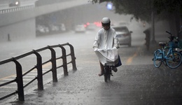 地方新闻精选 | 辽宁应对暴雨全省已转移17万余人 海南陵水通报14岁女生放学后失联