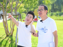 董宇辉拿走的“离职大礼包”，俞敏洪翻倍赚回来了