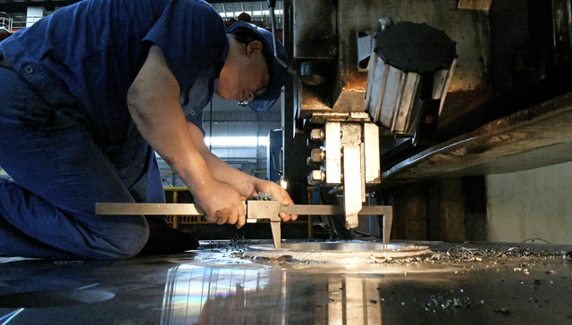 PMI,;季节性因素;需求端;7月;制造业PMI;49.2%