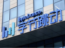 终于，张一鸣迎来了“豆包办公”时刻