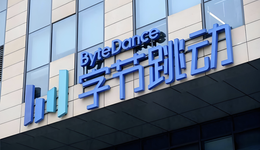 终于，张一鸣迎来了“豆包办公”时刻