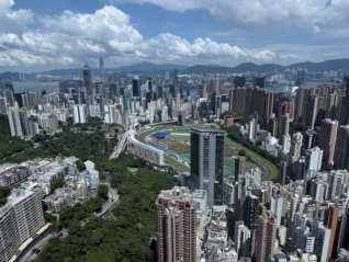 受香港住宅项目热销推动，恒隆集团上半年营收增长超两成