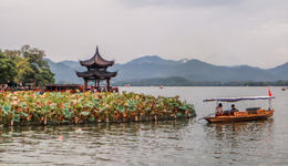 地方新闻精选 | 杭州西湖景区范围调整扩大 汉中一村委会主任被洪水冲走遇难