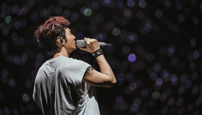 多平台撤销;《小眼睛》;李荣浩;作曲署名;酷狗音乐客服回应