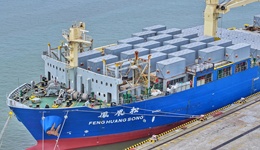 全球AI投资热潮叠加基数效应，7月中国出口继续高增