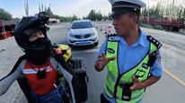 “怎么个个像我妈？”摩旅爱好者骑行新疆，收获一路碎碎念……好暖