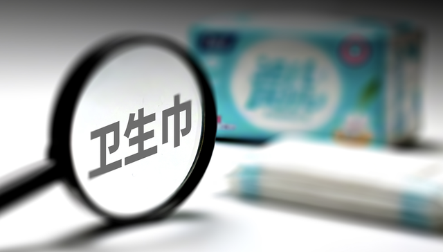 卫生巾赛道又来了新人，这次是董宇辉