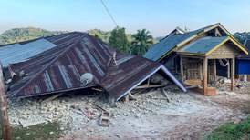 印尼附近海域发生7.7级地震,中国使馆提醒谨防余震