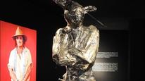 约翰尼·德普中国首个美术馆个展在沪启幕，汇集近200幅画作并1:1还原画室，本人或将在展期重返上海
