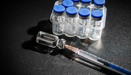 mRNA 肿瘤疫苗迎来突破，华大智造基因测序基座筑牢肿瘤免疫治疗底层支撑