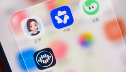 砸向AI，就能重构大厂护城河？