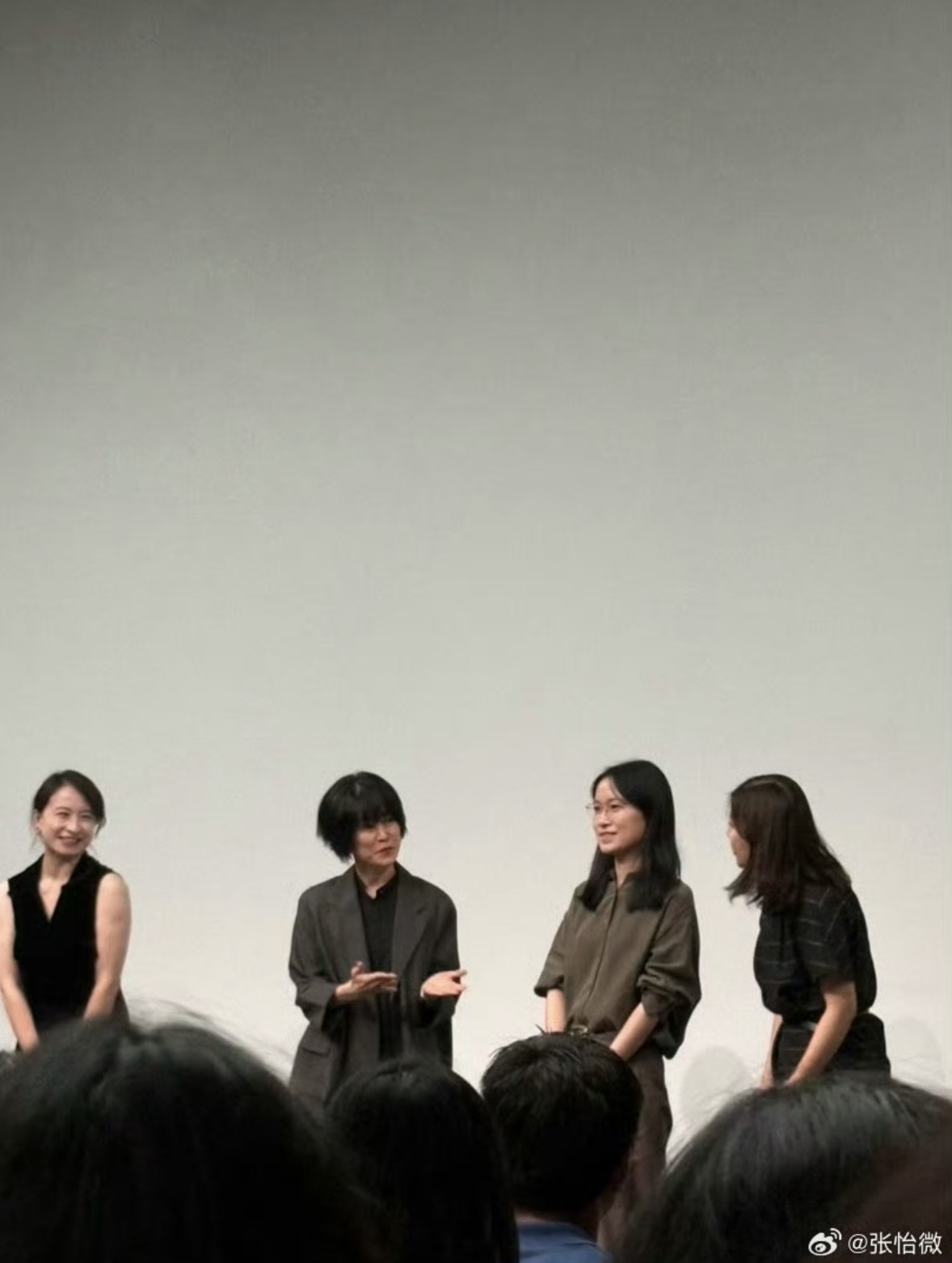金爱烂：相比流利又快速的AI答案，人类粗糙的沉默更有安慰感