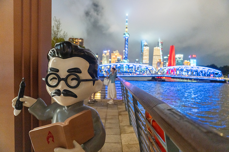 现在还在做翻译的人，热爱是从来没有变过的