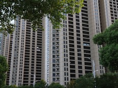 提前还贷冲击仍在，六大行上半年房贷余额减少超5000亿