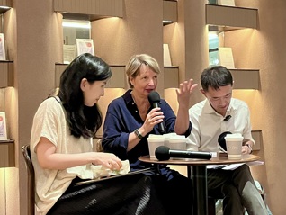 如果最后证明爱错了人，那之前的爱是否值得？听听埃彭贝克的回答