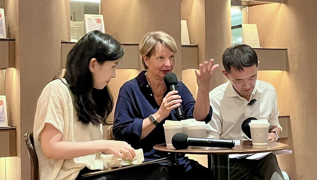 爱错人;埃彭贝克;回答
