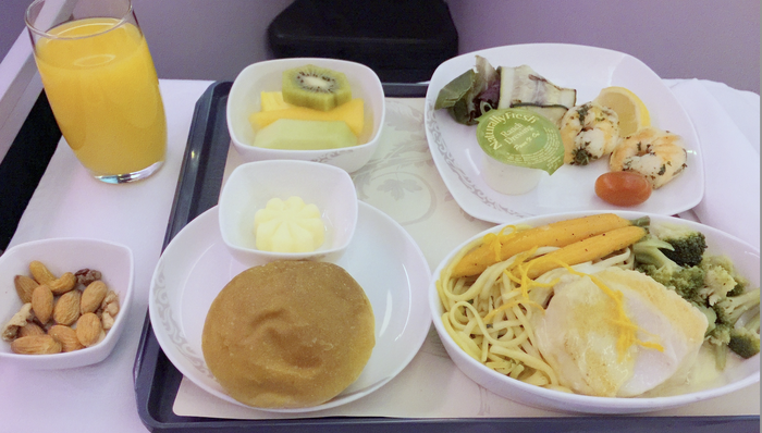 付费飞机餐;19元快餐;344元鱼子酱;飞机餐价格;飞机餐走红;飞机餐品类