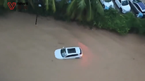 海南五指山持续暴雨破纪录全市“五停一关”
