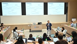 长江商学院：股市基本面与情绪背离，根源可能还在房地产