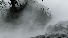 四川盐边县突发泥石流已致5人失联，当地曾发布地质灾害黄色预警