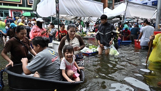 泰国洪灾已致8人死亡、180万人受灾，使馆发布防范提醒