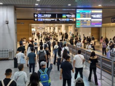 国庆“返程模式”开启，各地多举措保障通行顺畅