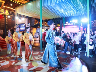 文旅市场火爆！国庆假期服务消费表现抢眼