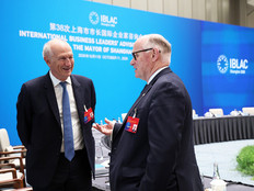服务业如何更进一步？国际企业家们为上海支了这四招