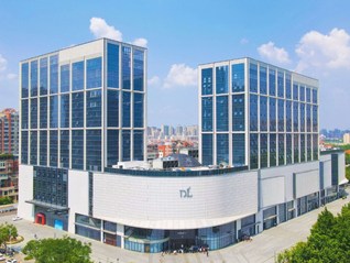 胖东来新招112名技术人员：带薪休假不低于40天，年薪最高50万