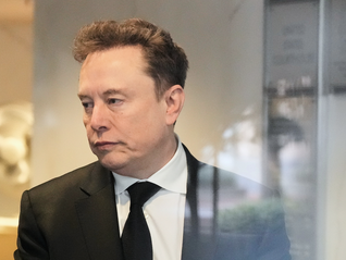 宣称赠送SpaceX股票后，马斯克被扒出欠捐历史