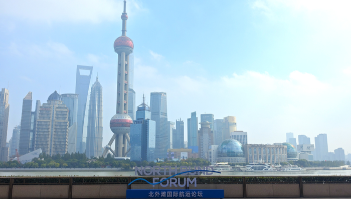 上海;第三机场;航运短板;基础设施;交通枢纽;长三角一体化;机场建设;港口物流;航运服务;空域资源;交通规划