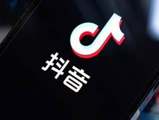AIGC广告乱象频出，平台治理方引入AI博弈