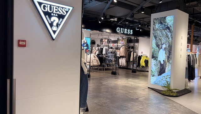 正两折清仓的GUESS还有机会重返中国吗？
