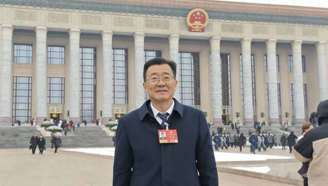 【专访】全国人大代表、央行湖北省分行行长马骏：进一步推动科创债扩容增量，助力湖北打造科技创新高地