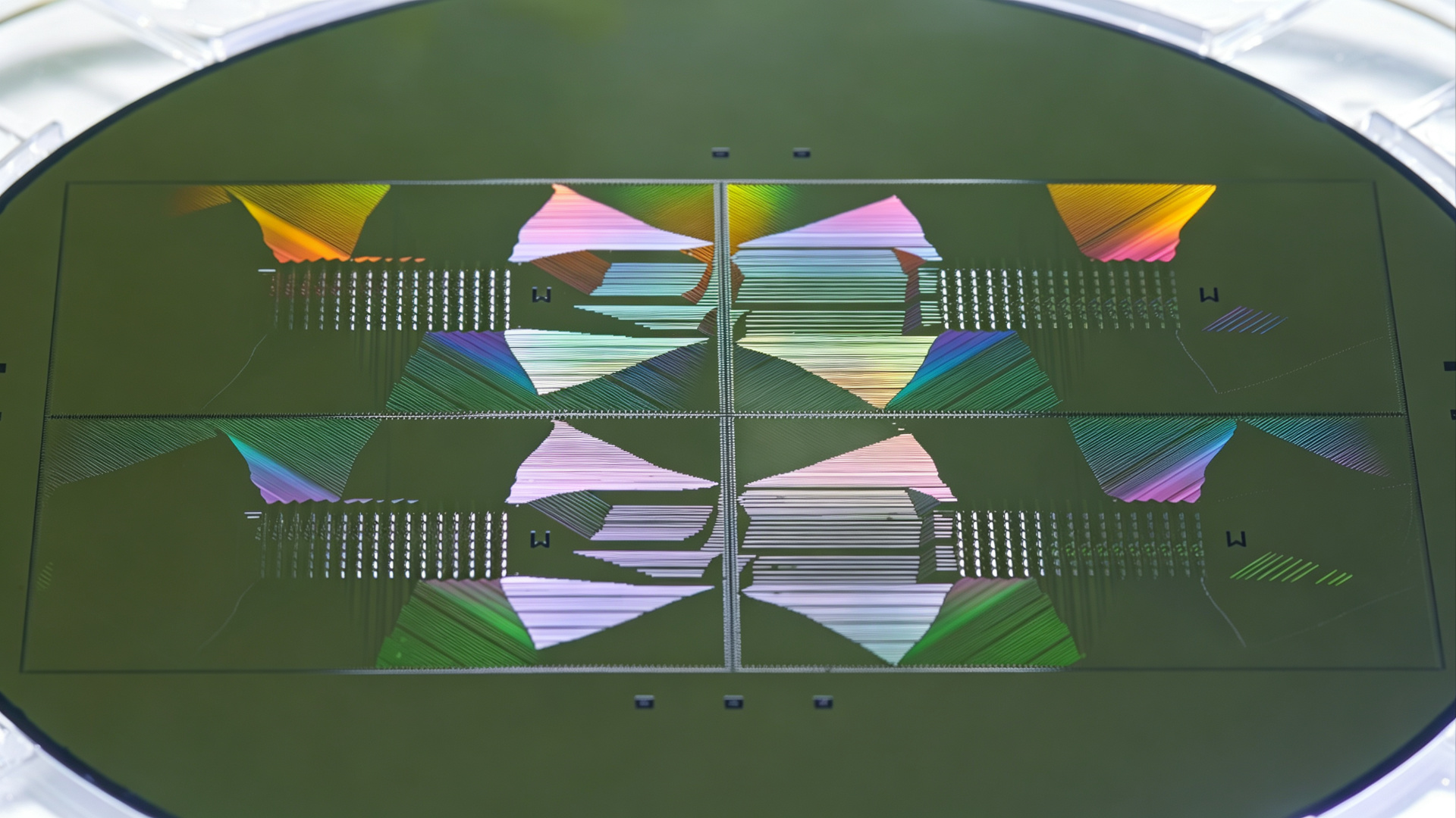 产业化竞赛升温，上海量子计算公司矩量光启再获3亿元融资
