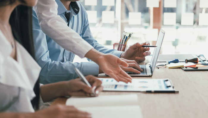 友邦保险以高素质团队服务成就客户好生活